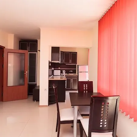 Apartament Patriarh Evtimiy *